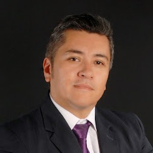 Dr. Luis Gómez